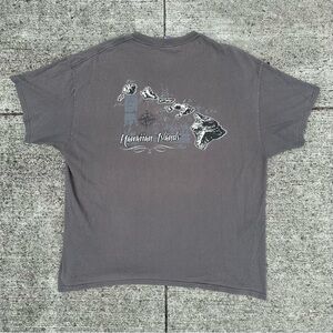 Gildan Gray Hawaiian Islands Graphic Tee